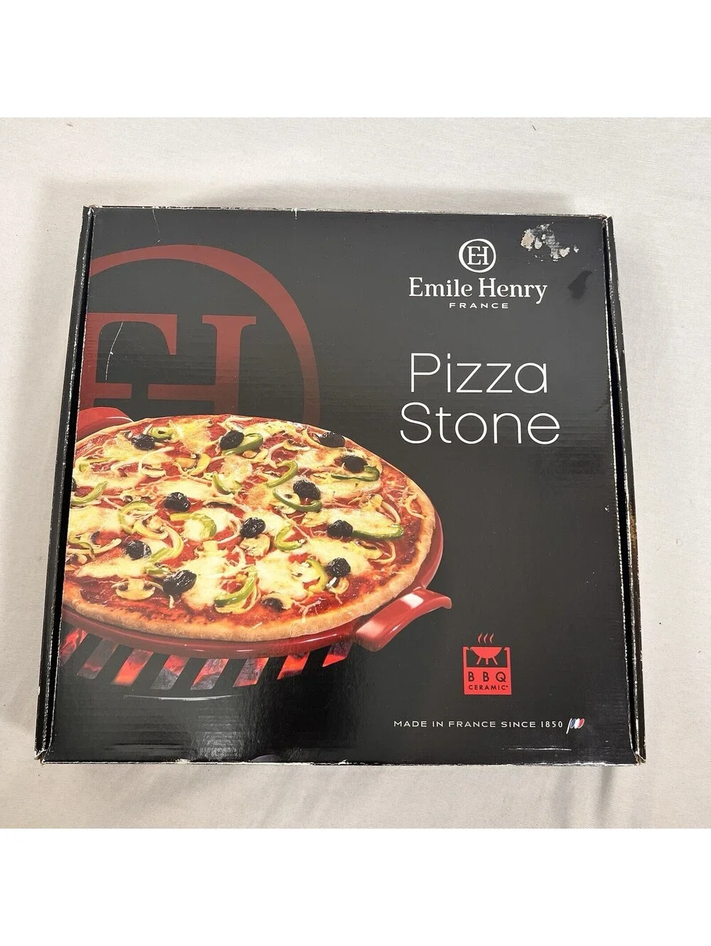Emile Henry 14.4” Pizza Stone Red Rouge Ceramic Baking Stone Made in France EUC
